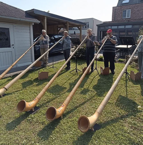 Alpenhorenvrienden, De Leuvense Kerstmarkt 2025